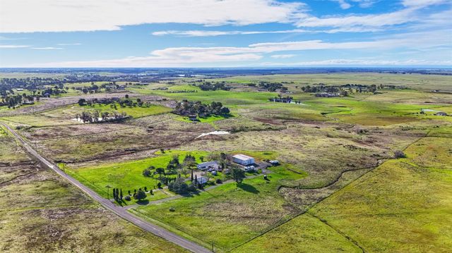 3542 Hokan Ln, Wheatland, CA 95692