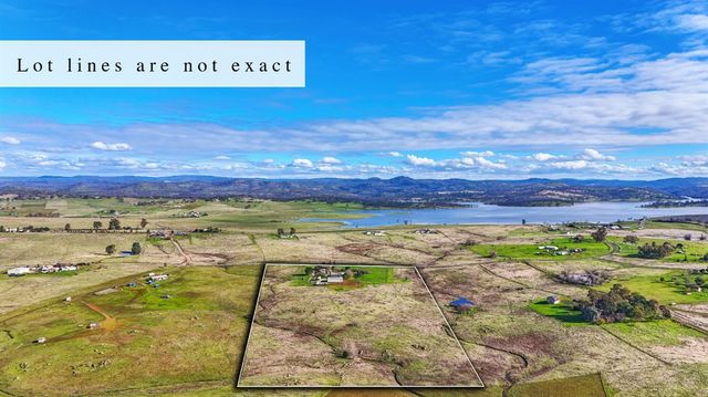 3542 Hokan Ln, Wheatland, CA 95692