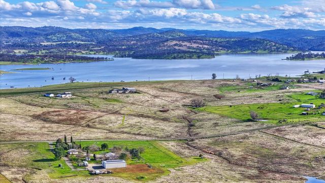 3542 Hokan Ln, Wheatland, CA 95692