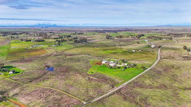 3542 Hokan Ln, Wheatland, CA 95692