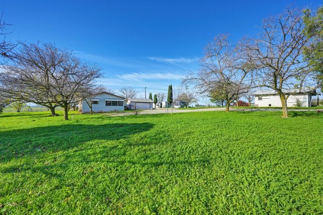 3542 Hokan Ln, Wheatland, CA 95692