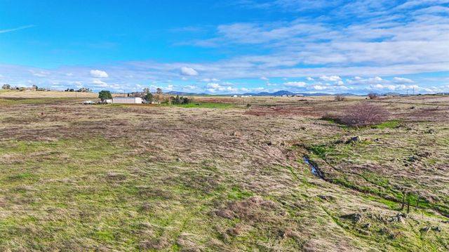 3542 Hokan Ln, Wheatland, CA 95692
