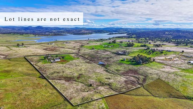 3542 Hokan Ln, Wheatland, CA 95692