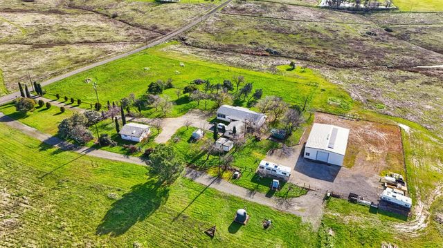3542 Hokan Ln, Wheatland, CA 95692