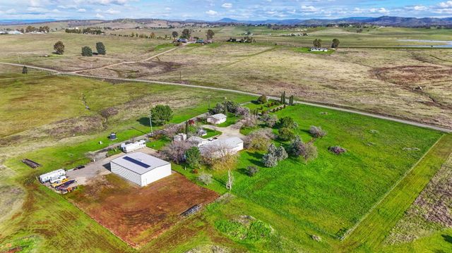 3542 Hokan Ln, Wheatland, CA 95692