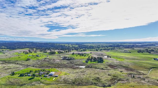 3542 Hokan Ln, Wheatland, CA 95692