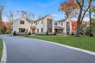 44 Orchard Rd, Demarest Boro, NJ 07627