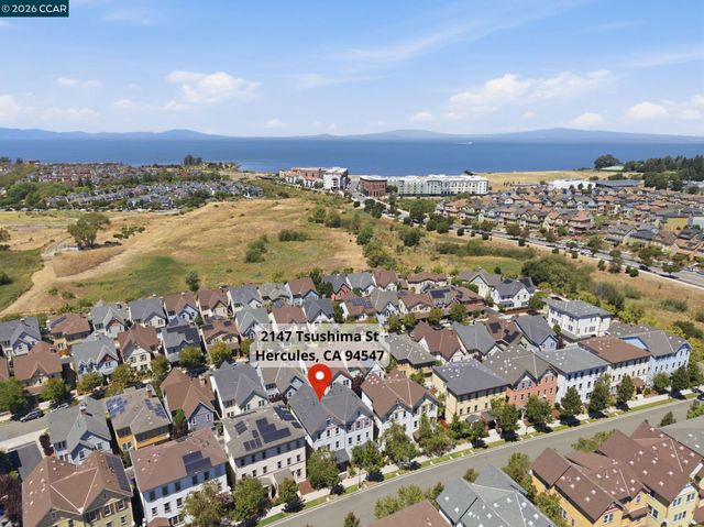 2147 Tsushima St, Hercules, CA 94547