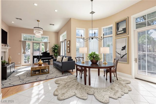 10 Strada Principale, Henderson, NV 89011