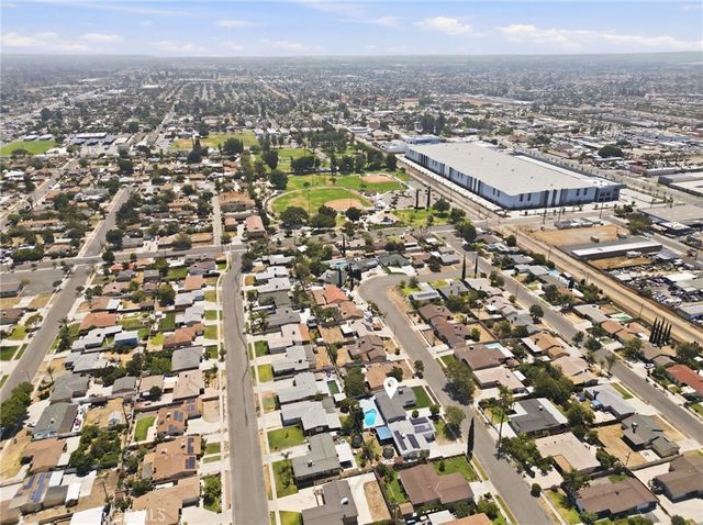 600 June, Rialto, CA 92376
