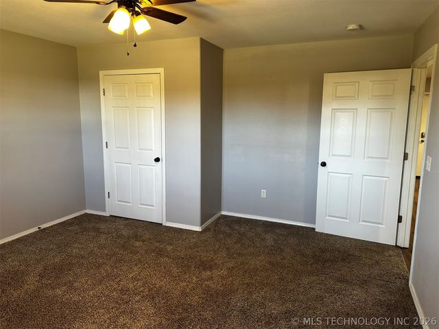 11805 N 518 Road, Tahlequah, OK 74464