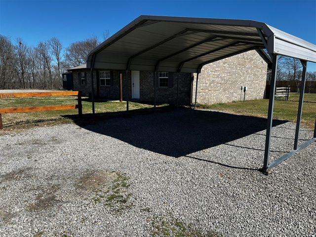 11805 N 518 Road, Tahlequah, OK 74464