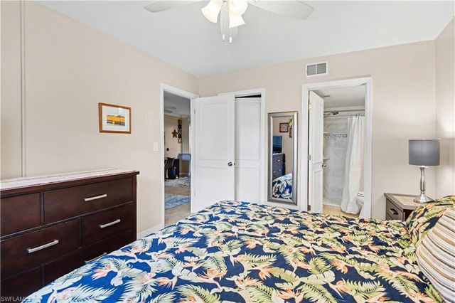 4790 S Cleveland AVE 2003, Fort Myers, FL 33907