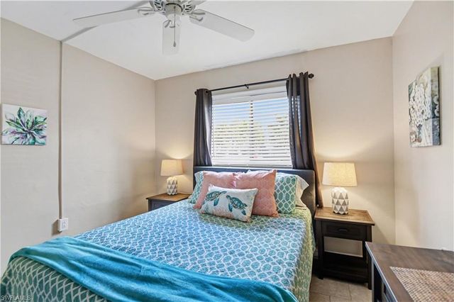 4790 S Cleveland AVE 2003, Fort Myers, FL 33907