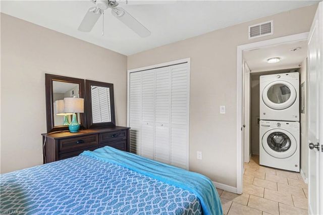 4790 S Cleveland AVE 2003, Fort Myers, FL 33907