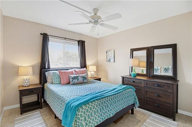 4790 S Cleveland AVE 2003, Fort Myers, FL 33907