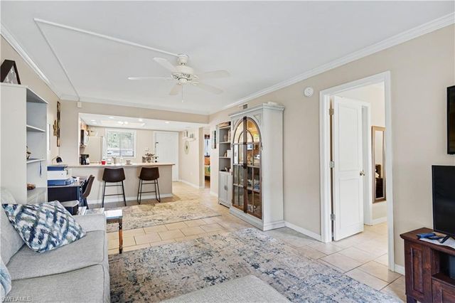 4790 S Cleveland AVE 2003, Fort Myers, FL 33907