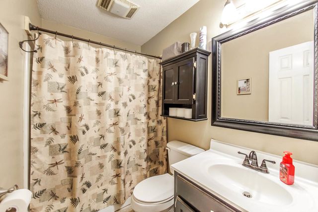 335 Robyn Street, Gray, LA 70359