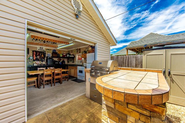 335 Robyn Street, Gray, LA 70359