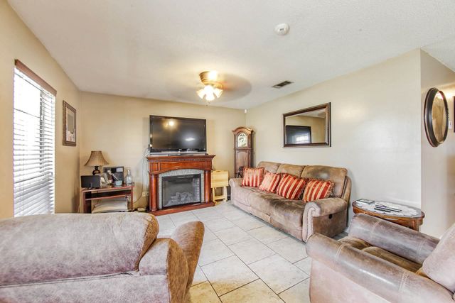 335 Robyn Street, Gray, LA 70359