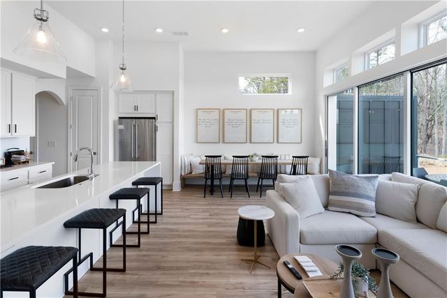 100 Waterview Court, Waleska, GA 30183