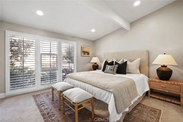 2209 Vista Huerta, Newport Beach, CA 92660