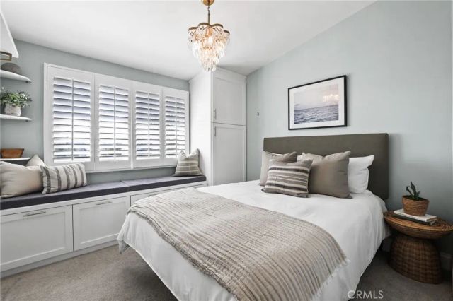 2209 Vista Huerta, Newport Beach, CA 92660