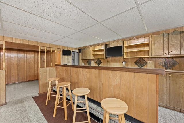 3948 E Underwood AVENUE, Cudahy, WI 53110