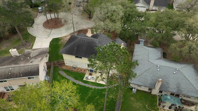 49 Country Forest Court, The Woodlands, TX 77380