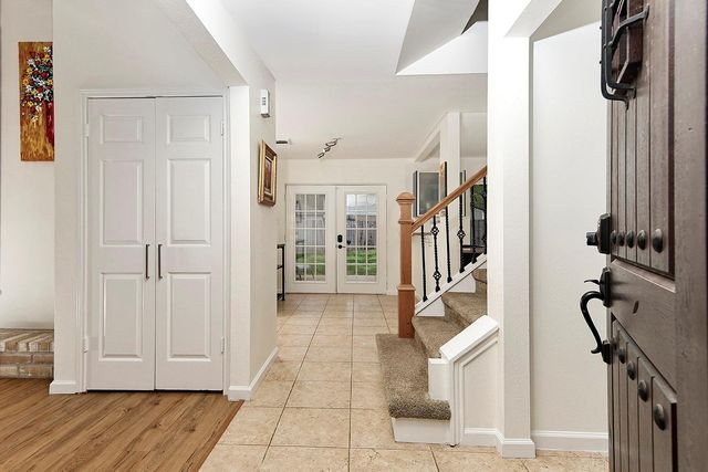 49 Country Forest Court, The Woodlands, TX 77380