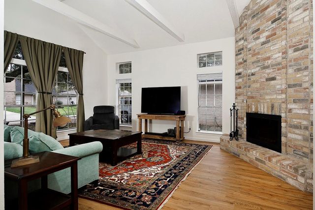 49 Country Forest Court, The Woodlands, TX 77380