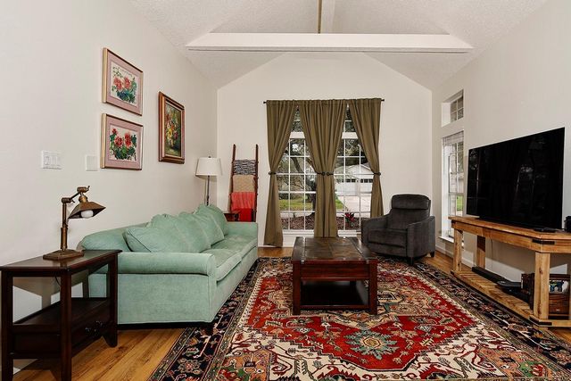 49 Country Forest Court, The Woodlands, TX 77380