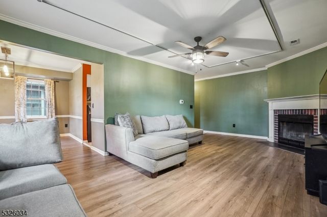 41 Countryside Dr, Bernards Twp., NJ 07920