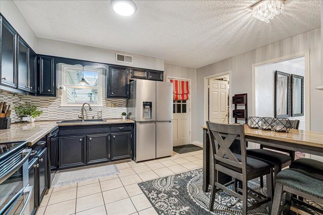 9516 EL HILL RD, Lakeland, TN 38002