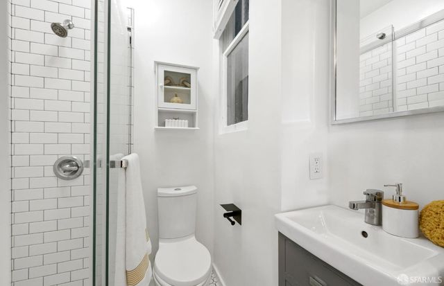 1385 Hampshire Street 1387B, San Francisco, CA 94110
