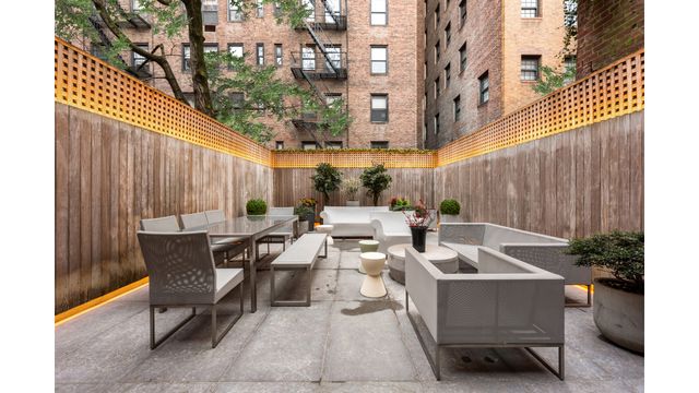 414 E 50TH Street, New York City, NY 10022