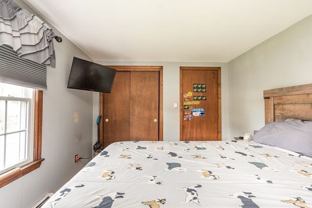 224 Denham Ave, Somerset, MA 02726