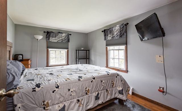 224 Denham Ave, Somerset, MA 02726