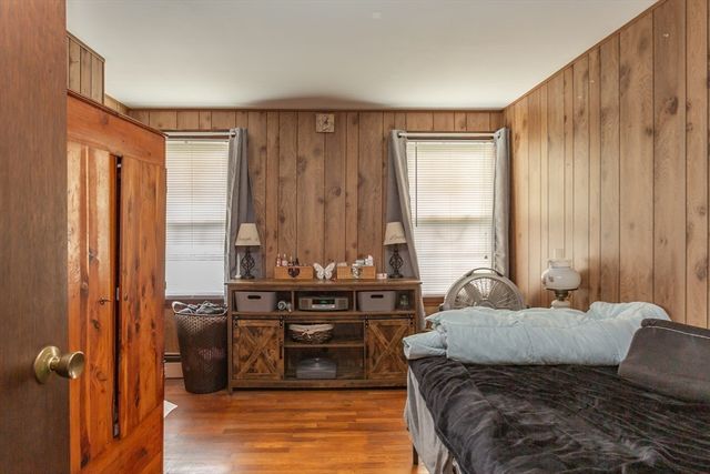 224 Denham Ave, Somerset, MA 02726