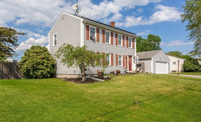224 Denham Ave, Somerset, MA 02726