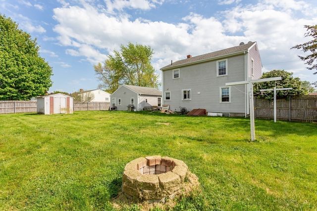 224 Denham Ave, Somerset, MA 02726
