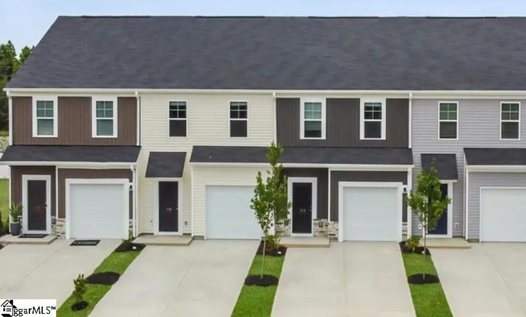 177 Randwick Lane, Greer, SC 29651