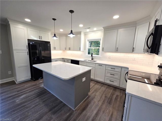 1308 NC Highway 65 W, Walnut Cove, NC 27052