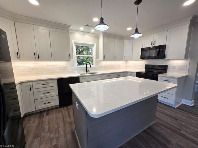 1308 NC Highway 65 W, Walnut Cove, NC 27052