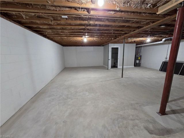 1308 NC Highway 65 W, Walnut Cove, NC 27052