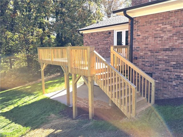 1308 NC Highway 65 W, Walnut Cove, NC 27052