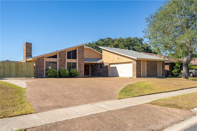 6305 Brockhampton, Corpus Christi, TX 78414