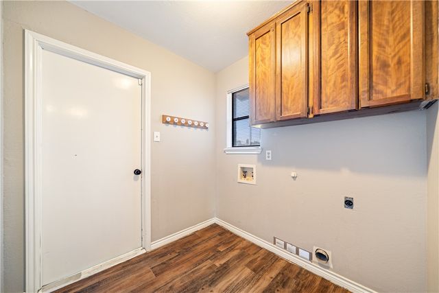 6305 Brockhampton, Corpus Christi, TX 78414