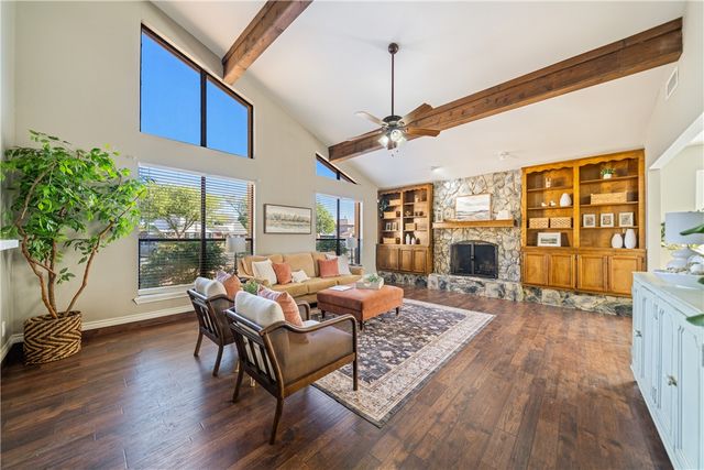 6305 Brockhampton, Corpus Christi, TX 78414