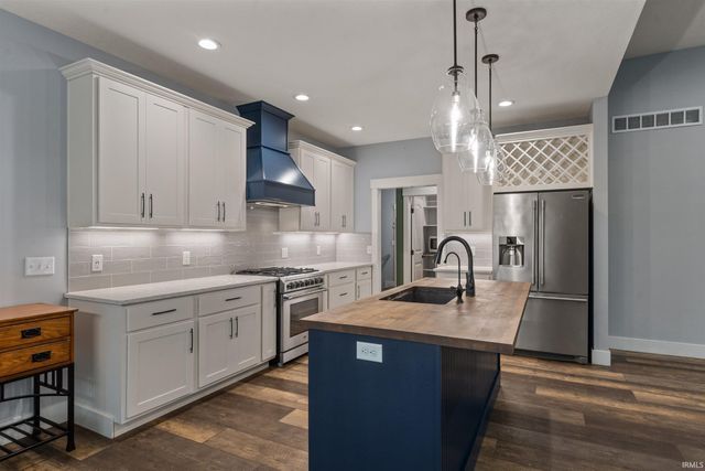 56070 Dana Drive, Bristol, IN 46507